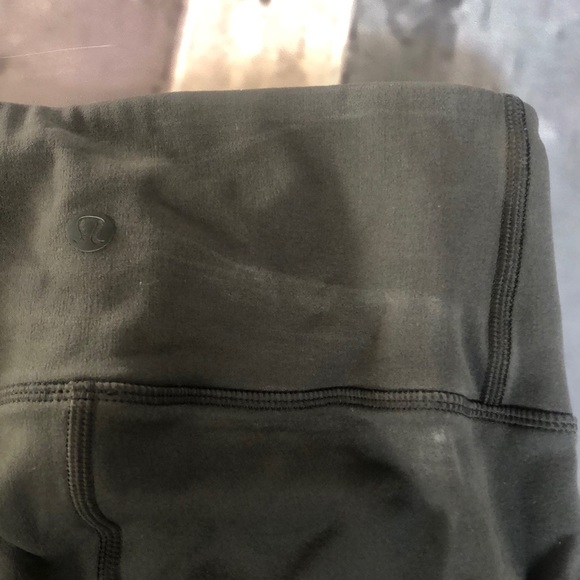 lululemon athletica Pants - Lululemon moss olive green mesh crop leggings